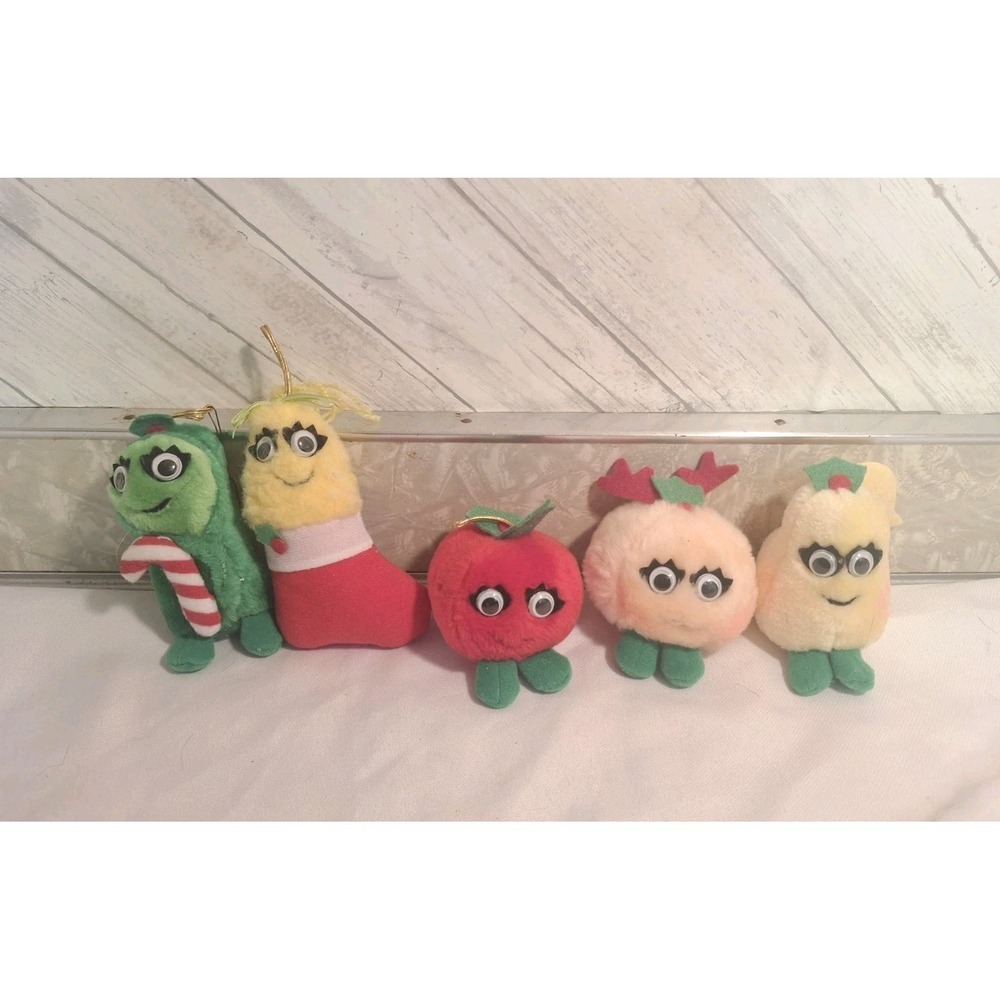 Vtg 1991 Del Monte Set of 5 Holiday Yumkins Plush Christmas Ornaments Veggies